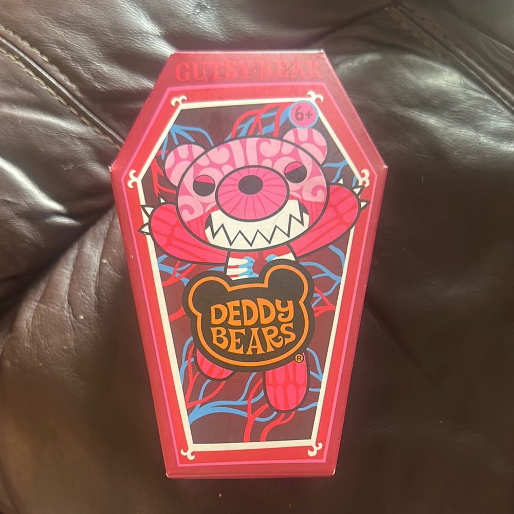 Gutsy Bear Deddy